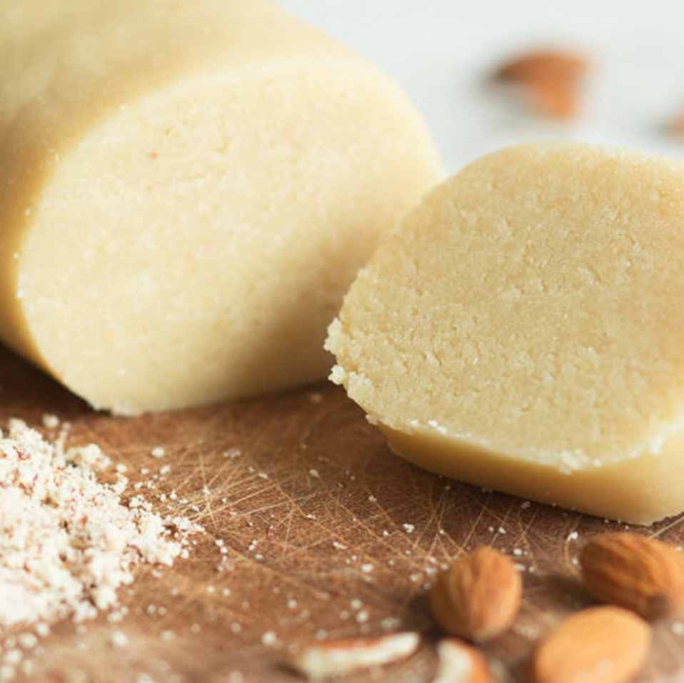 Паста сахарно-миндальная Марципан 90:10 (пакет 2,5 кг.) 75997 Паста сахарно-миндальная Марципан 90:10 (пакет 2,5 кг.) 75997