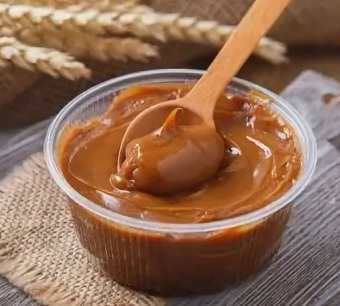 Продукт на молочной основе вареный с сахаром "Вареная сущенка" Премиум Вкусняшка 20 кг